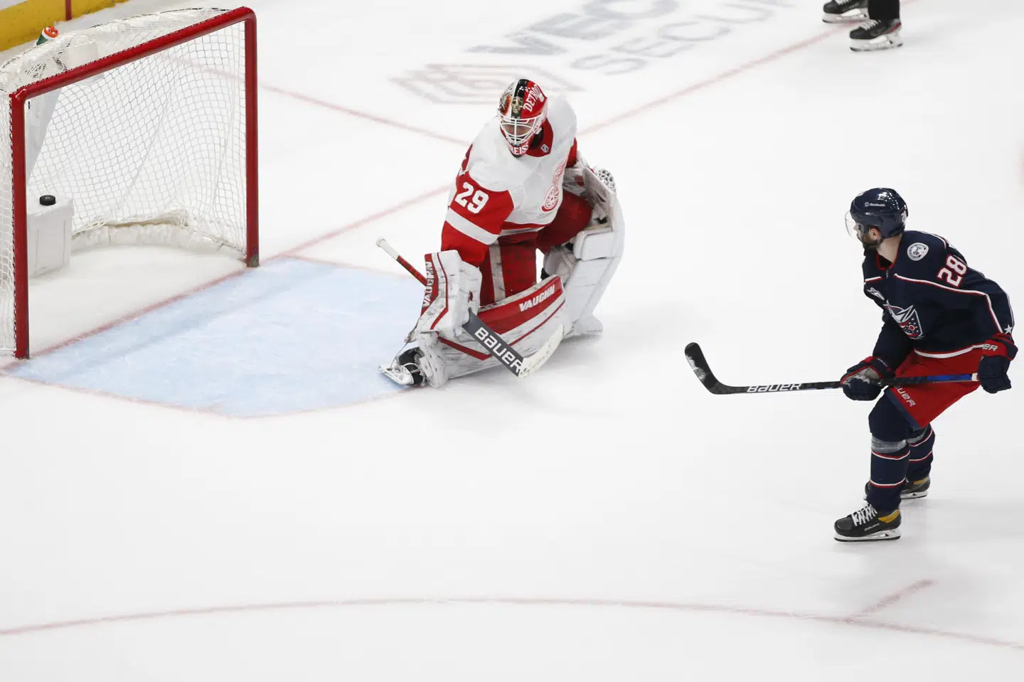 Oliver Bjorkstrand er noteret for 38 point - 15 mål og 23 assister - i den igangværende NHL-sæson. Han er to point fra at matche sin hidtil bedste pointhøst i en sæson. Jay Laprete/Ritzau Scanpix