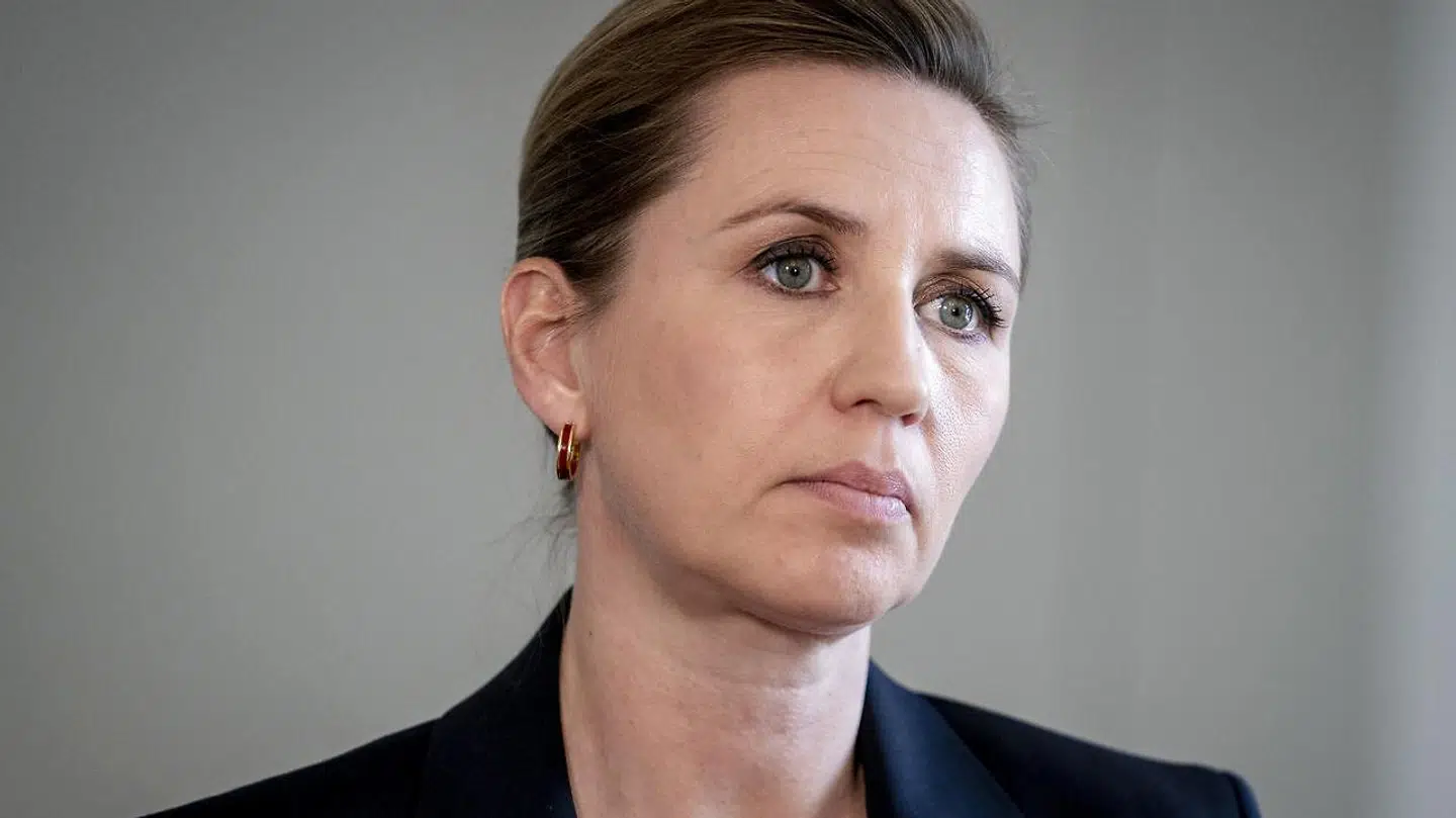 Statsminister Mette Frederiksen (S) afholder doorstep efter det virtuelle klimatopmøde i Statsministeriet, København, fredag den 23. april 2021. 40 af verdens statsledere deltager i det virtuelle klimatopmøde som den amerikanske præsident Joe Biden afholder.. (Foto: Mads Claus Rasmussen/Ritzau Scanpix)