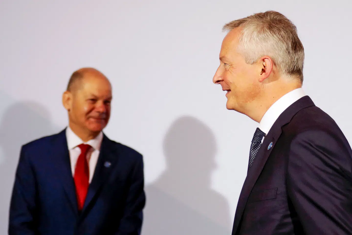 Bruno Le Maire og Olaf Scholz kan støtte amerikansk forslag om global selskabsskattesats. Forslaget skal behandles i OECD. Hannibal Hanschke/Ritzau Scanpix