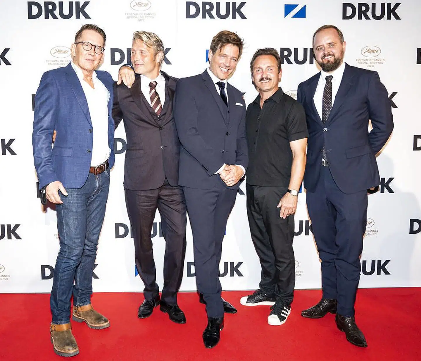 Thoms Vinterberg med sine fire hovedrolleindehavere, Thomas Bo Larsen, Mads Mikelsen, Lars Ranthe og Magnus Millang.
