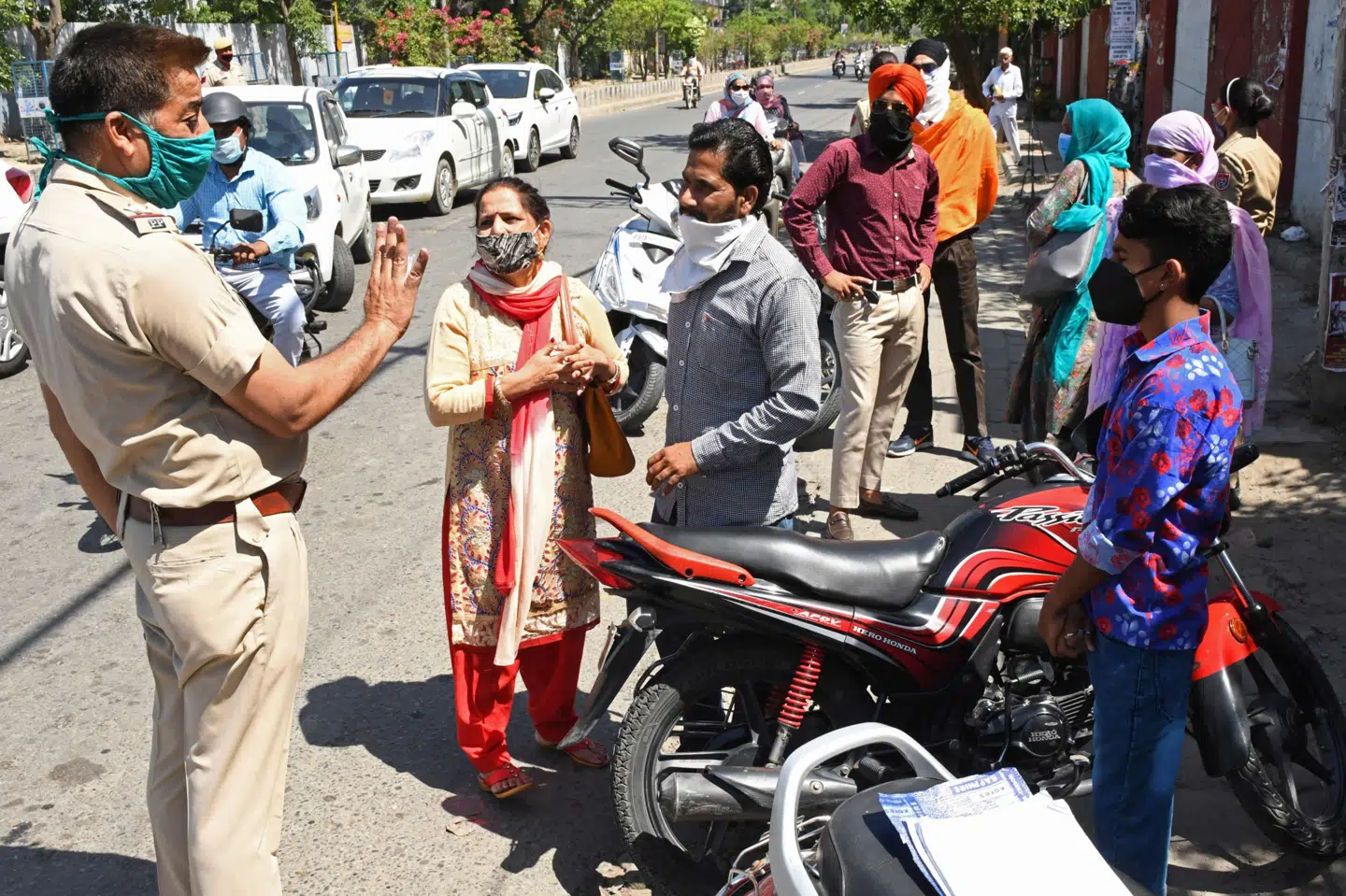 En voldsom coronabølge er skyllet ind over Indien den seneste tid. Søndag registrerede landet næsten 350.000 nye smittetilfælde (Arkivfoto). Narinder Nanu/Ritzau Scanpix