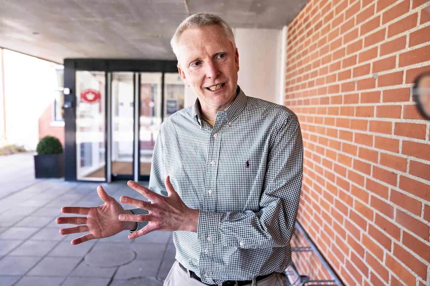 Specialanklager Jan Østergaard havde krævet de to mænd idømt ubetinget fængsel i et halvt år for groft hærværk og overtrædelse af naturbeskyttelsesloven. Retten i Hjørring har udmålt en betinget straf på to måneder med vilkår om 80 timers samfundstjeneste. Henning Bagger/Ritzau Scanpix