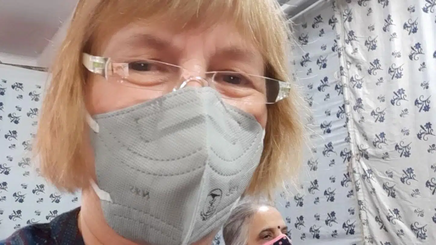 Danske Susanne Peris bor i den indiske storby Bangalore, hvor de stigende smittetal fylder meget.
