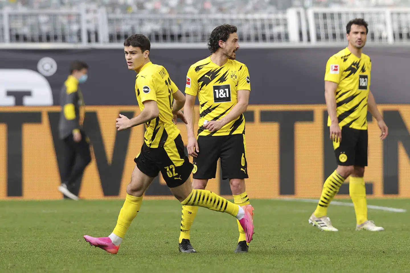 Thomas Delaney og holdkammeraterne i Dortmund skal isolere sig i den sidste del af sæsonen. (Arkivfoto) Ralf Ibing/Ritzau Scanpix