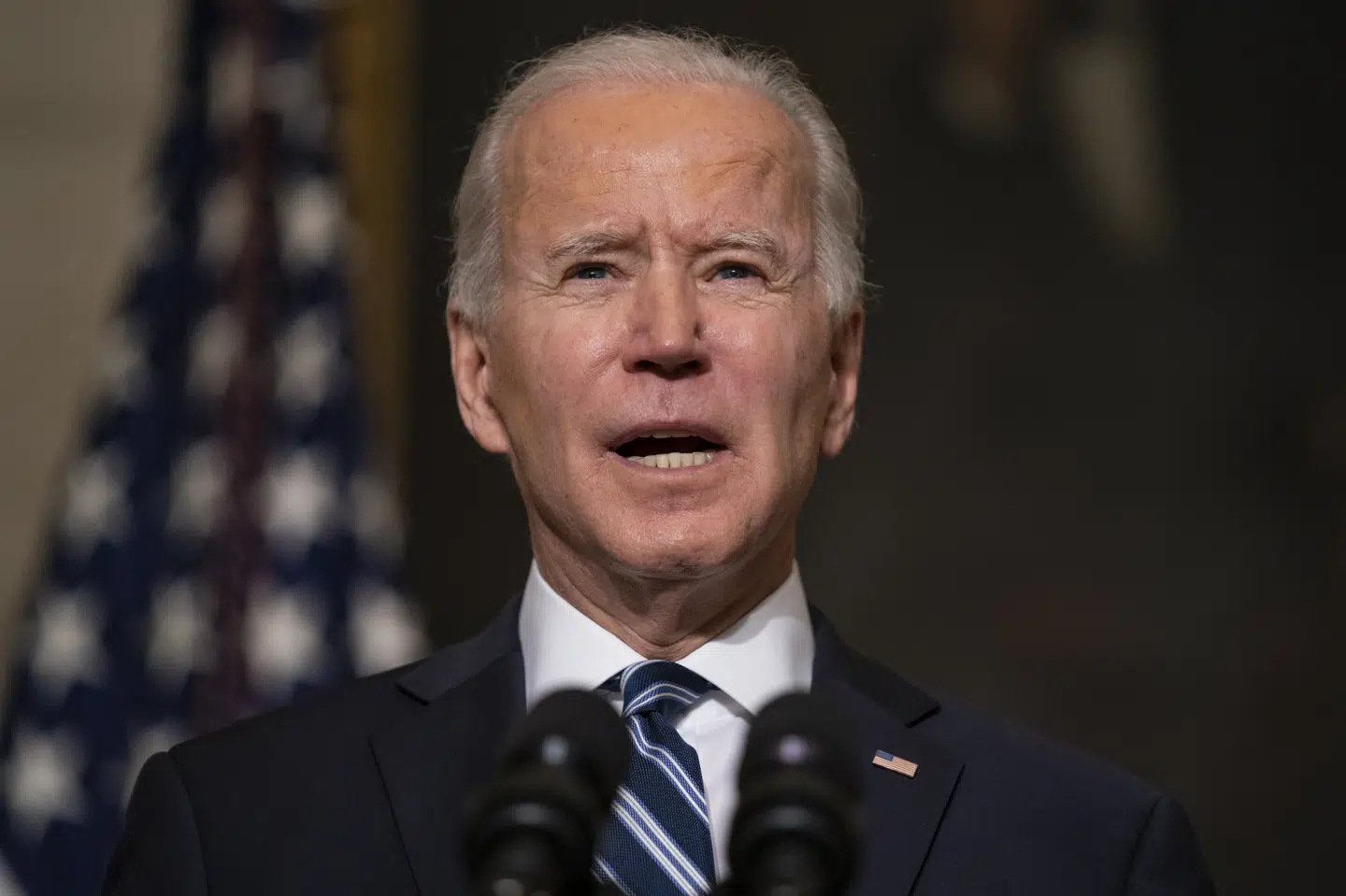 USA's præsident, Joe Biden, vil ikke få mulighed for at give gæsterne hånden, når et klimatopmøde løber af stablen torsdag og fredag. Hele mødet kommer nemlig til at foregå via videomøder. (Arkivfoto). Evan Vucci/Ritzau Scanpix