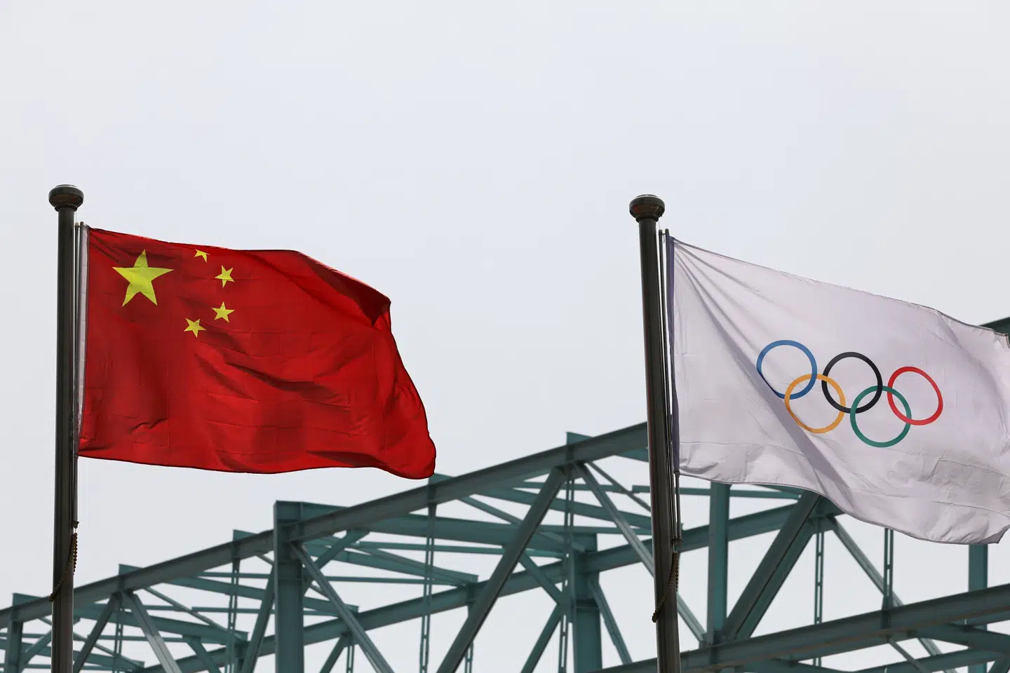 Især de autoritære regimer som Rusland og Kina er kendt for fremme politiske budskaber under internationale sportsbegivenheder. Tingshu Wang/Reuters