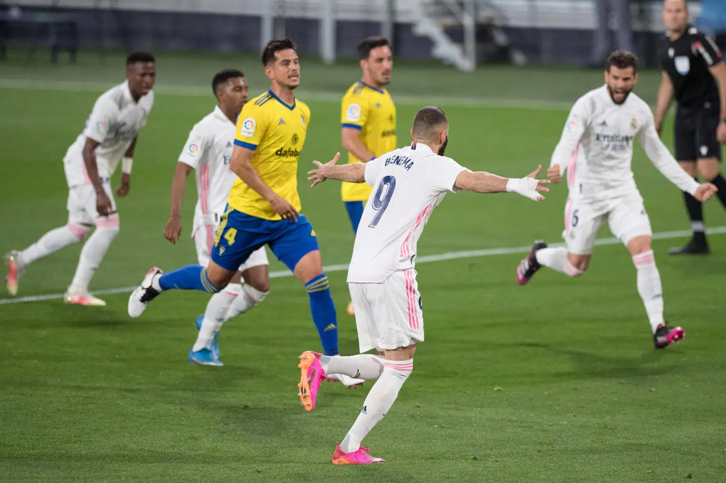 Karim Benzema kom med to scoringer mod Cádiz op på 27 sæsonscoringer på tværs af alle turneringer. Det tangerer hans total fra sidste sæson. Jorge Guerrero/Ritzau Scanpix