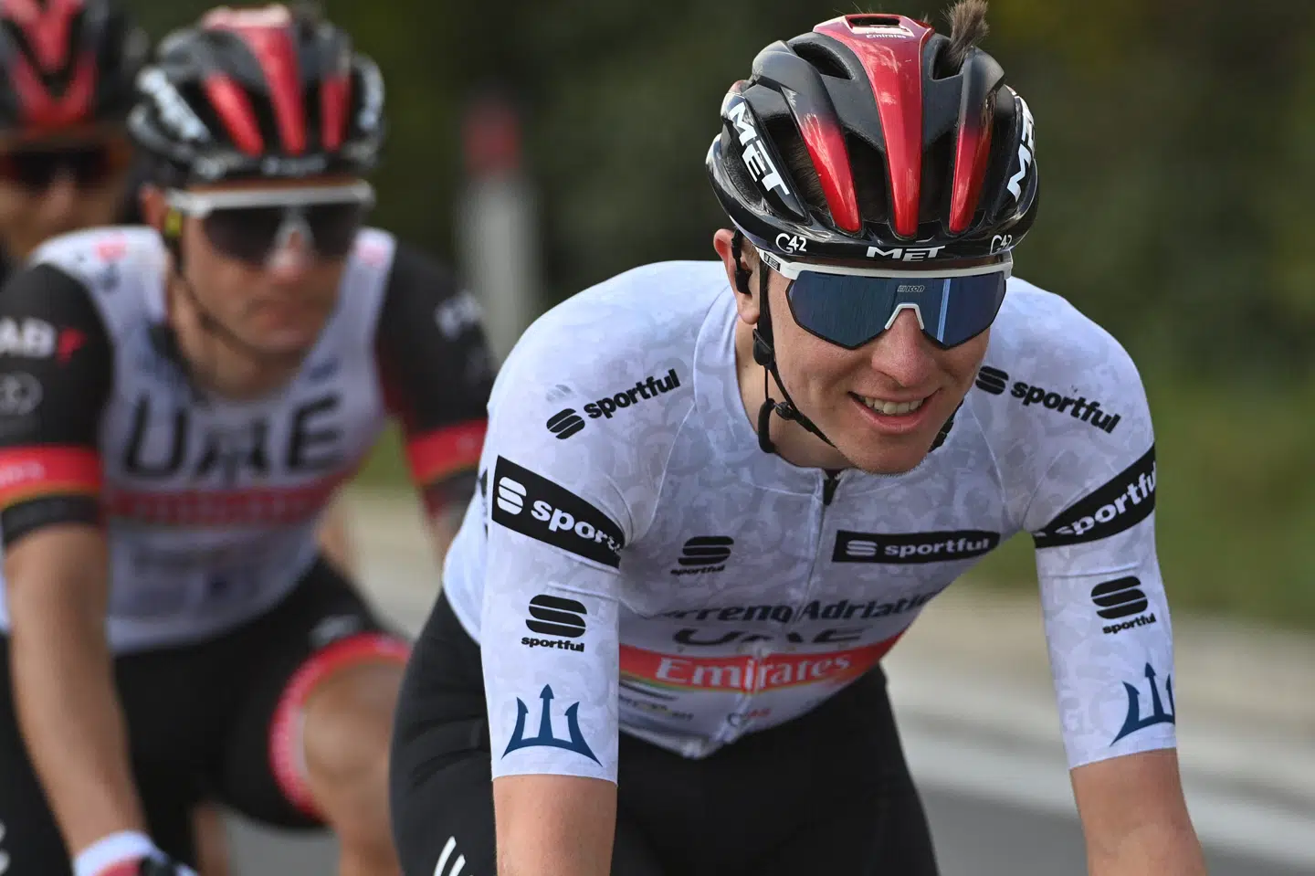 Cykelholdet UAE, der blandt andre råder over Tadej Pogacar, trækker sig fra det belgiske cykelløb Flèche Wallone. Det skyldes coronaproblemer. (Arkivfoto) Gian Mattia D'Alberto/Ritzau Scanpix