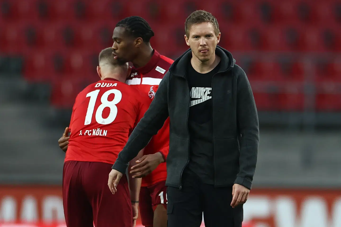 Leipzig-træner Julian Nagelsmann måtte for anden gang i træk notere sig et pointtab i Bundesligaen - denne gang et nederlag til Köln efter uafgjort mod Hoffenheim senest. Rolf Vennenbernd/Reuters