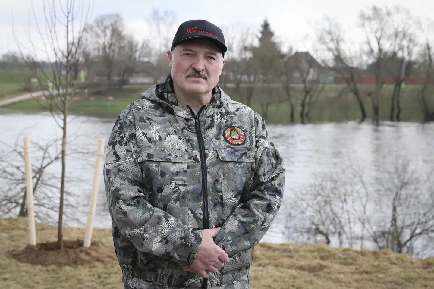 Den hviderussiske opposition tager afstand fra påstande om, at landets sikkerhedstjeneste skulle have afværget et påstået amerikansk komplot, hvor det var hensigten at dræbe præsident Alexander Lukasjenko (foto) ved et attentat og bortføre hans børn. Maxim Guchek/Ritzau Scanpix