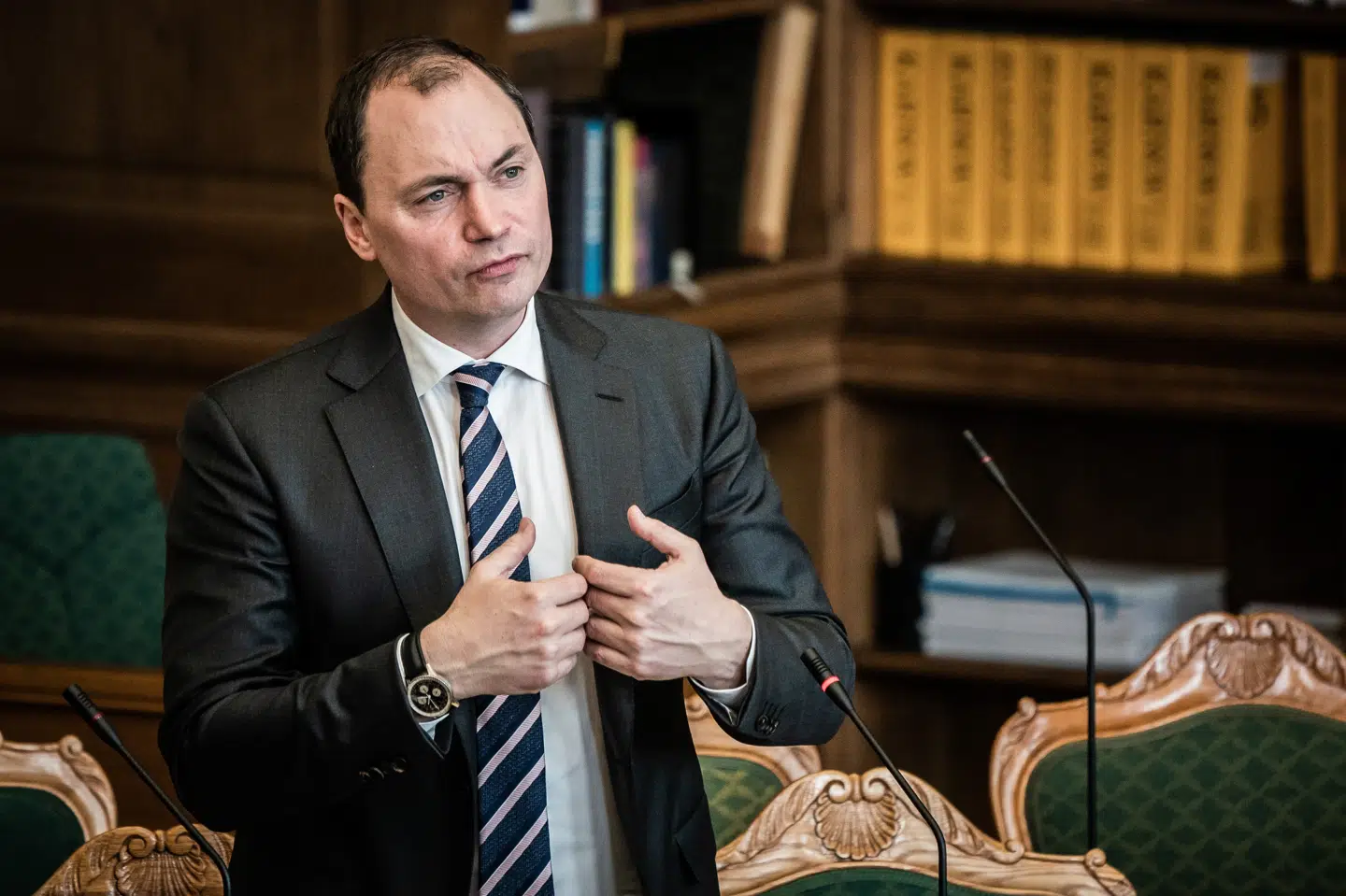 Det skal være billigere at investere i små og mellemstore virksomheder, mener Tommy Ahlers (V). (Arkivfoto) Emil Helms/Ritzau Scanpix