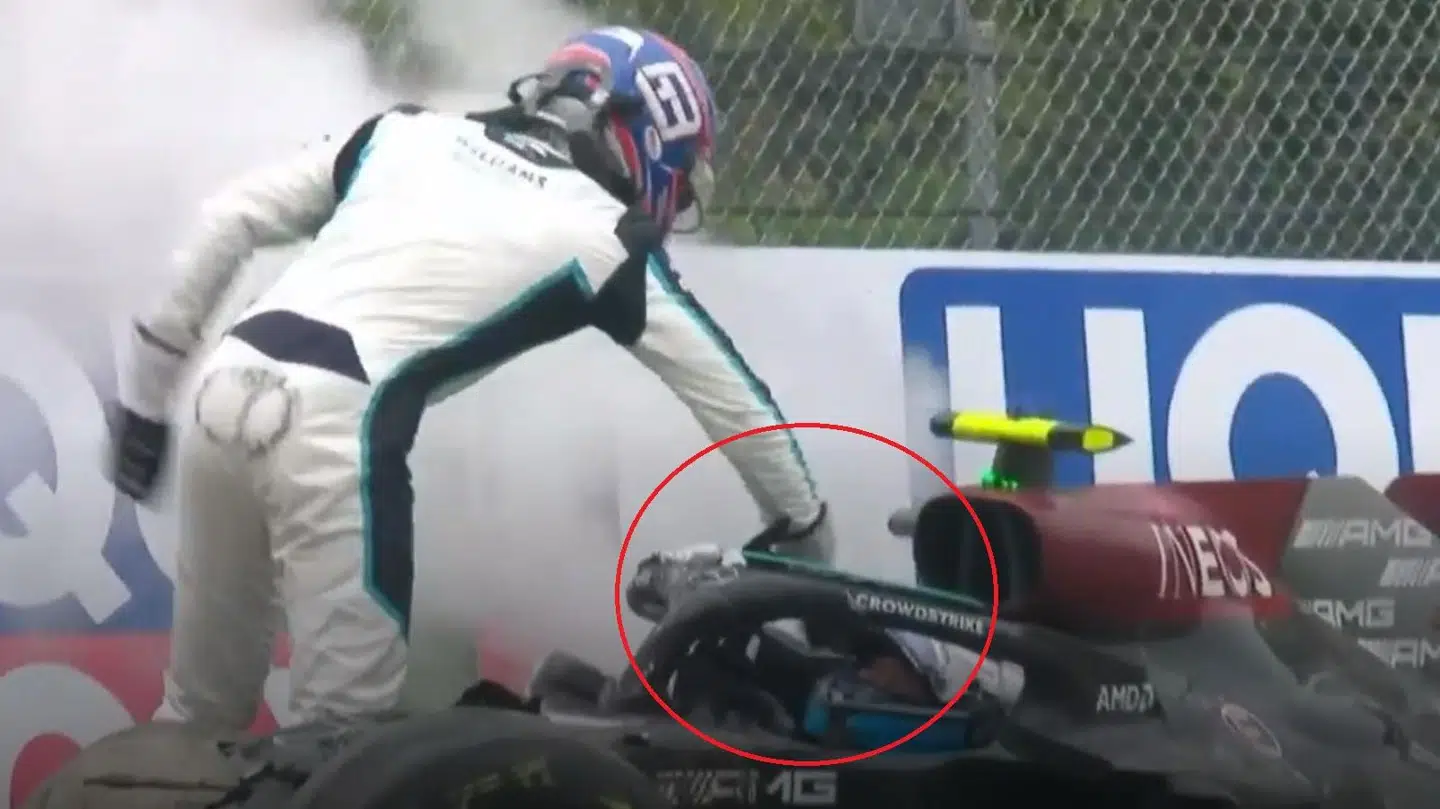 George Russell og Valtteri Bottas var oppe at toppes efter det voldsomme uheld.