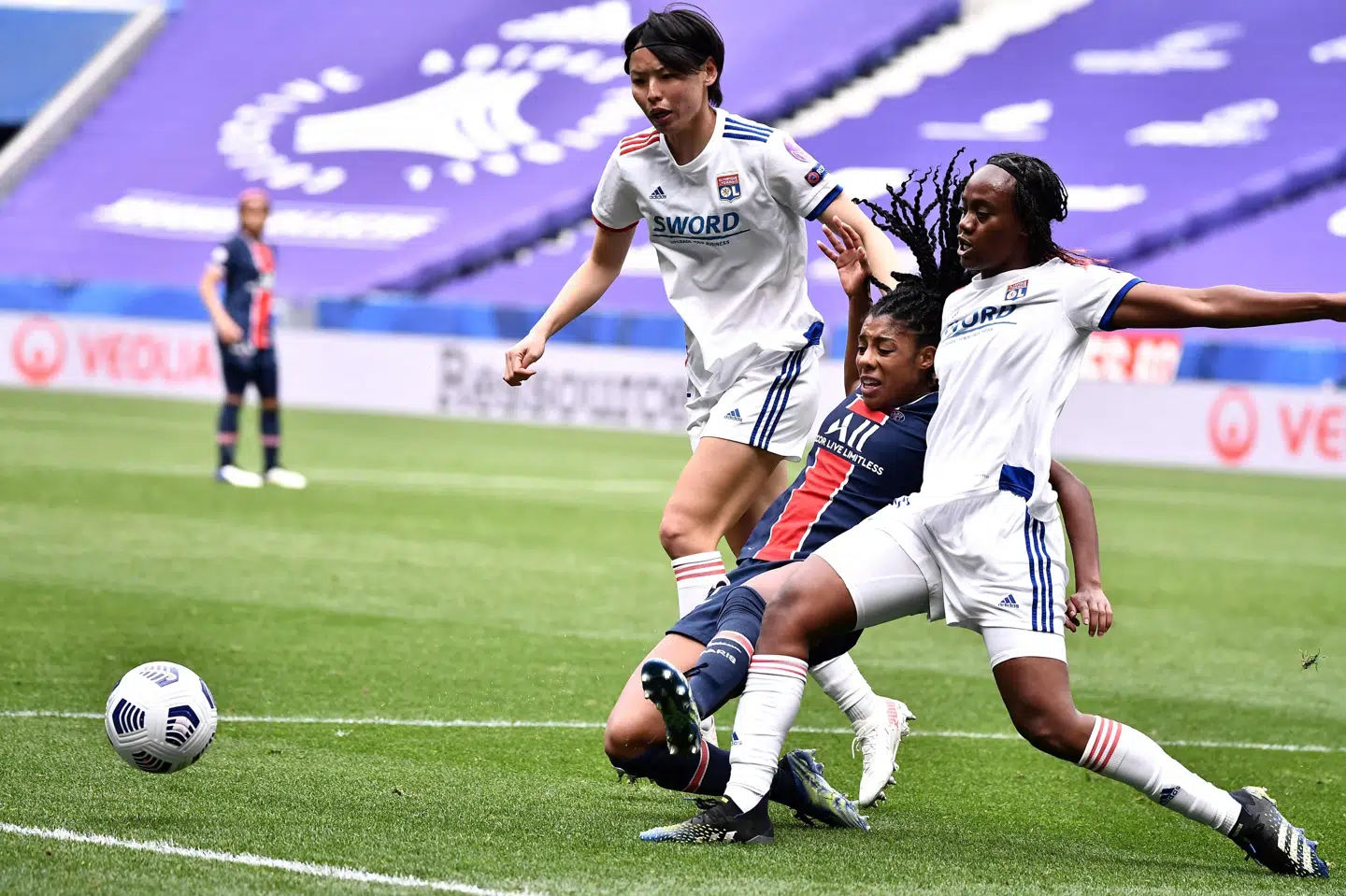 Paris Saint-Germain er videre til semifinalerne i kvindernes Champions League efter en sejr over Lyon. Jeff Pachoud/Ritzau Scanpix