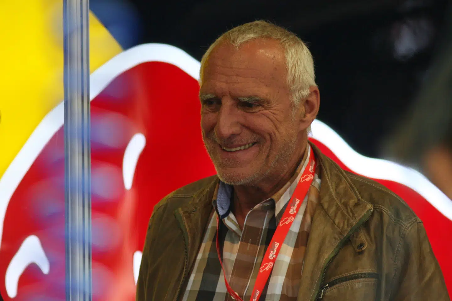 Dietrich Mataschitz, der er manden bag energidrikken Red Bull, ejer i dag to Formel 1-teams.