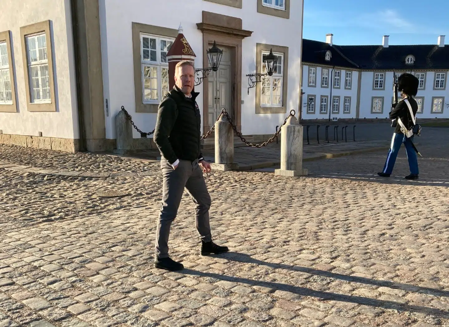 Her er Klaus Eisenhardt på besøg på Fredensborg Slot.