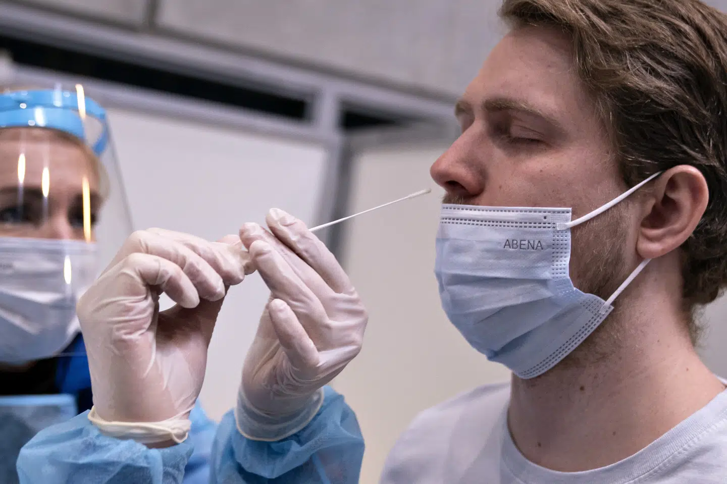 Falck vil frem til 10. august have opgaven med lyntest på statens regning i Region Nordjylland, Region Midtjylland og Region Sjælland. Carelink har opgaven i Region Syddanmark, mens Copenhagen Medical har opgaven i Region Hovedstaden. (Arkivfoto) Henning Bagger/Ritzau Scanpix