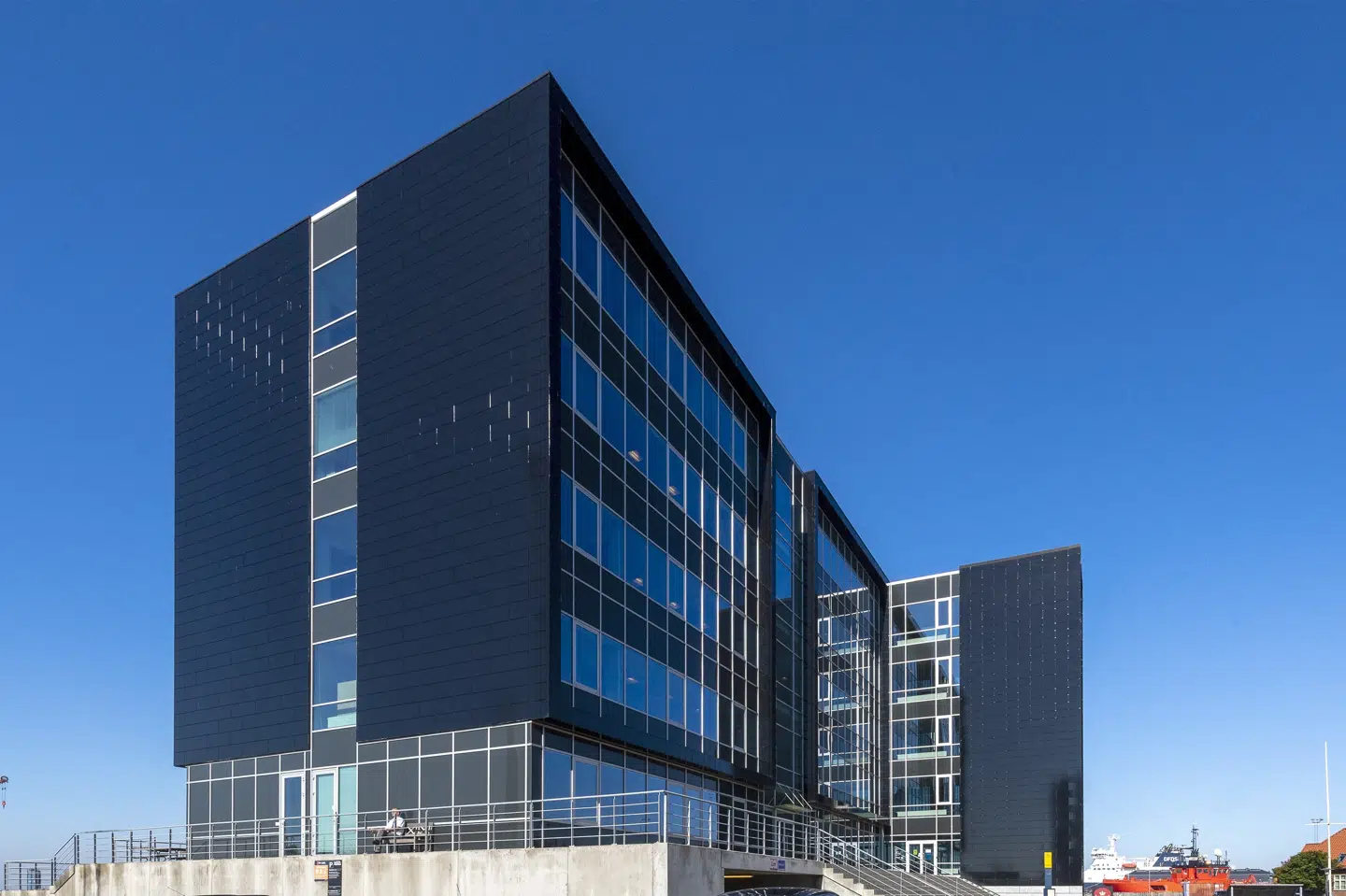 En kvinde på 22 og en mand på 35 år bliver fredag stillet for en dommer ved Retten i Esbjerg. De er sigtet for vold mod et barn på halvandet år. (Arkiv). John Randeris/Ritzau Scanpix