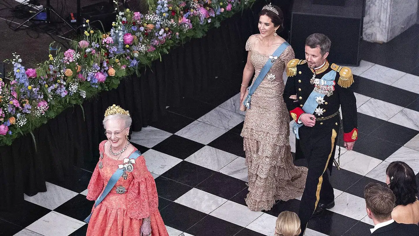 Kronprinsesse Mary er meget bedre til at tale foran store forsamlinger end både sin svigermor og sin mand.