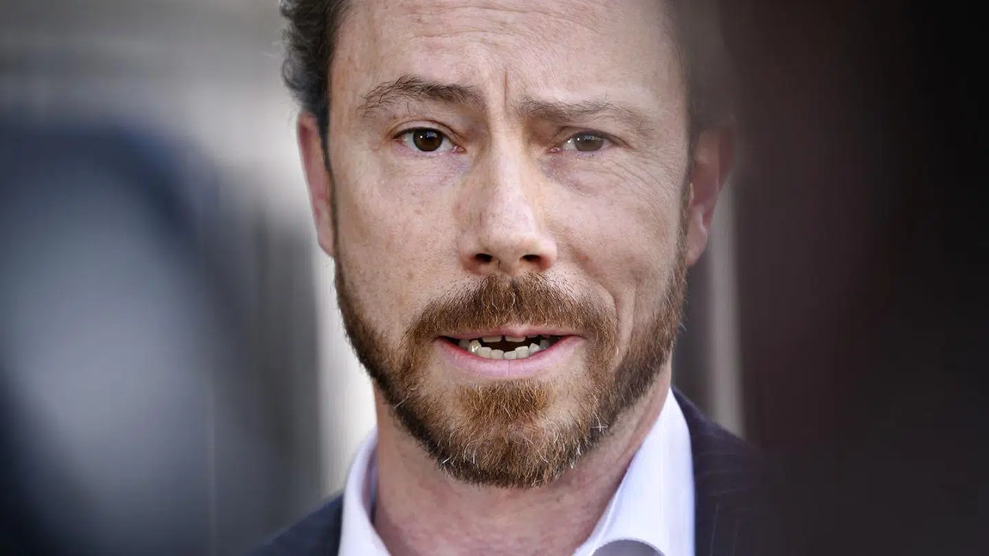 Jakob Ellemann- Jensen står i skyggen af Søren Pape i dagens måling fra Epinion, som er historisk dårlig for Venstre og Ellemann. (Arkivfoto)