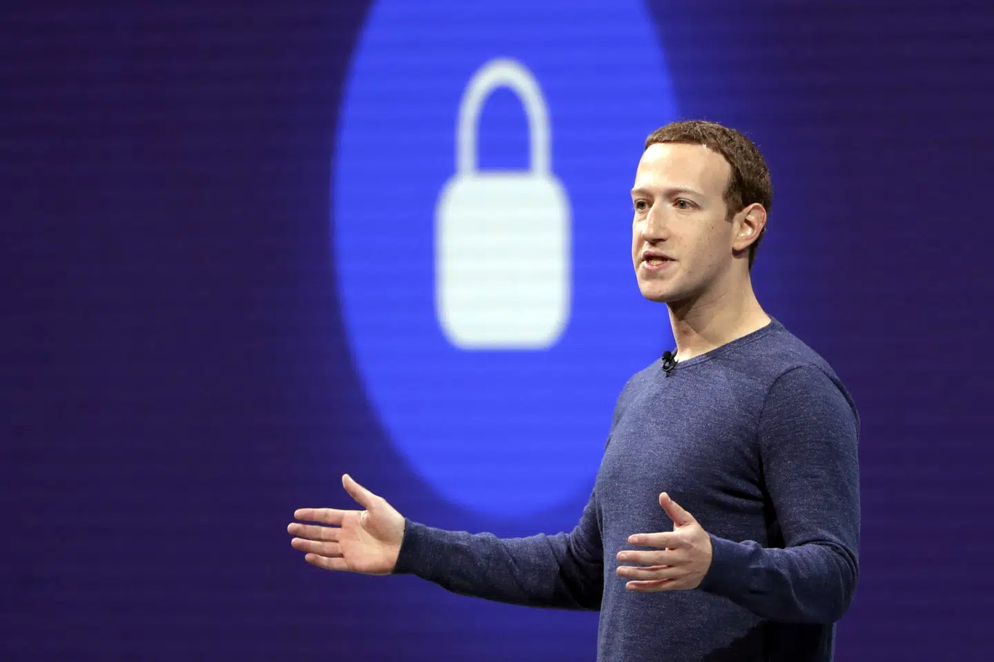 Både ministre og partiledere er blandt de 640.000 danskere, der er ramt af en lækage af oplysninger fra Facebook-brugere. Marcio Jose Sanchez/Ritzau Scanpix