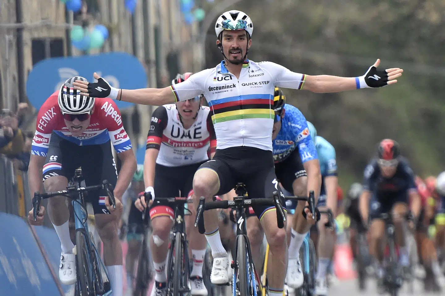 Julian Alaphilippe har forlænget underskrevet en ny kontrakt hos Quick-Step. De to fortsætter samarbejdet til og med 2024. (Arkivfoto) Tommaso Pelagalli/Ritzau Scanpix