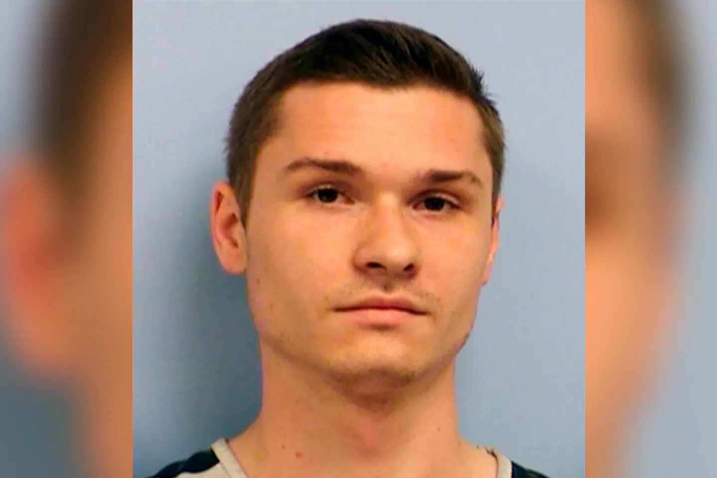 Den 22-årige søn af en juveler, Nicolas Patrick Shaughnessy, har fået fængsel i 35 år for at have bestilt mordet på sin egen far.