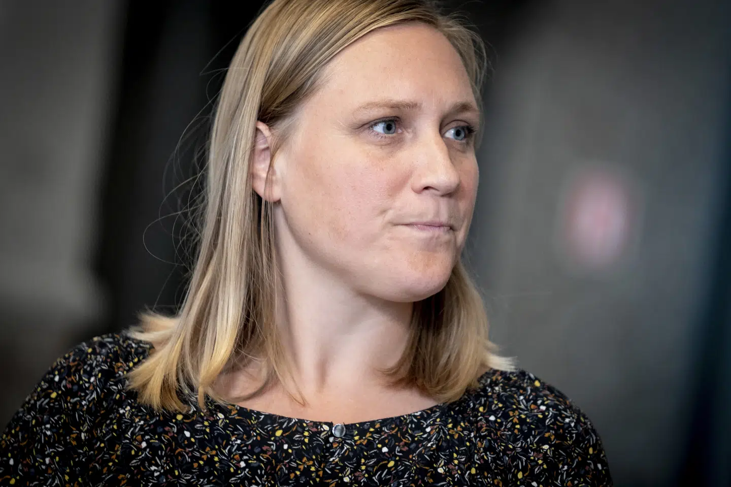 Krigen i Afghanistan har langt fra været den succes, som nogle partierne mener, siger Enhedslistens forsvarsordfører Eva Flyvholm. Hun opfordrer til en dansk undskyldning for at efterlade Afghanistan i kaos efter næsten 20 års militærtilstedeværelse. Mads Claus Rasmussen/Ritzau Scanpix