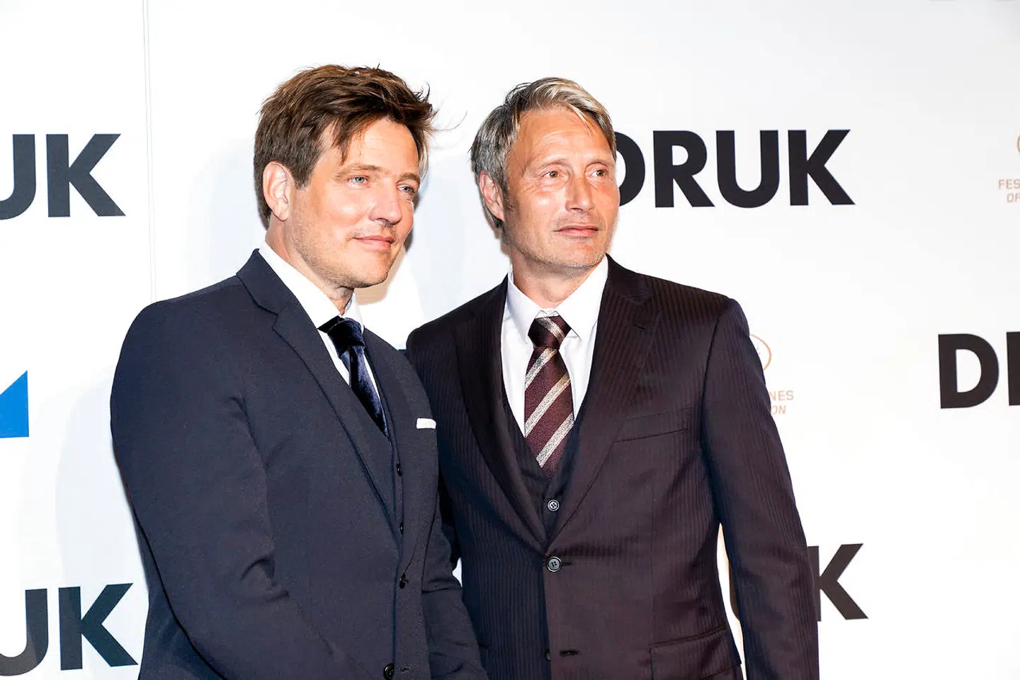 Instruktør Thomas Vinterberg og skuespiller Mads Mikkelsen ankommer, da Zentropa og Nordisk Film holder gallapremiere og rød løber på Thomas Vinterbergs drama Druk i Nordisk Film Biografer Imperial, onsdag den 23. september 2020.. (Foto: Ida Marie Odgaard/Ritzau Scanpix)