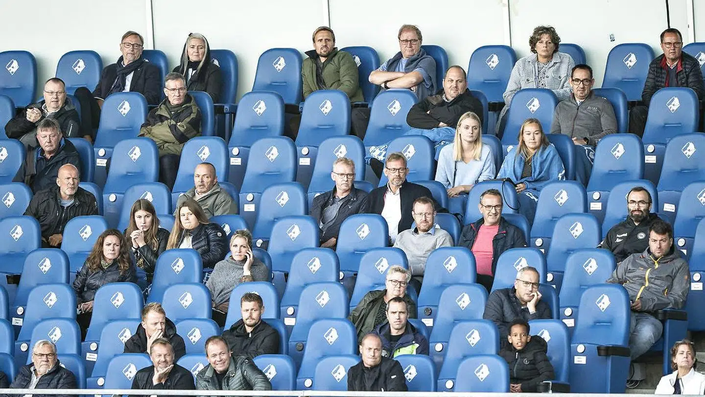 Der har tidligere været et begrænset antal tilskuere på stadion under den såkaldte Superliga-ordning.