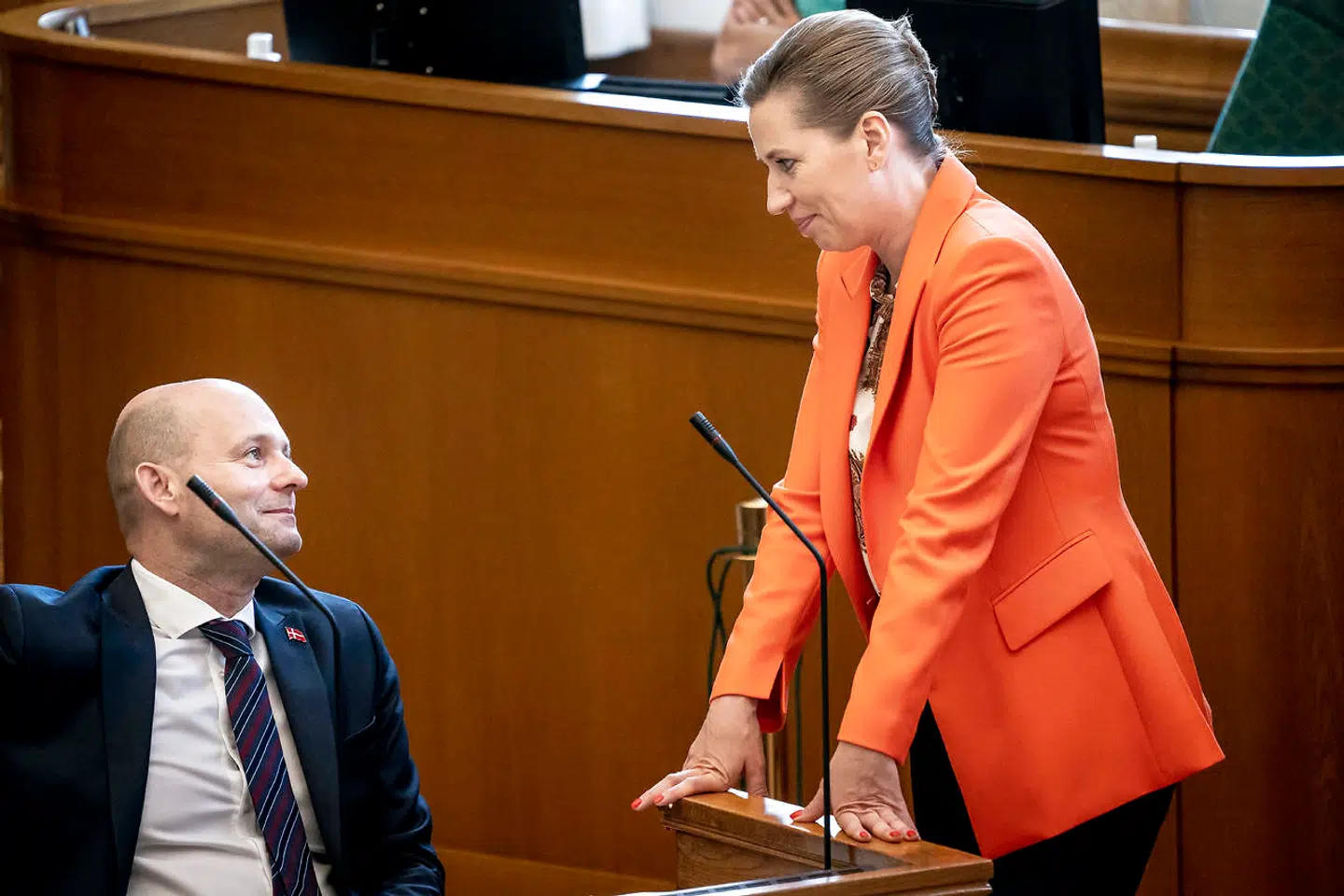 Mette Frederiksen er nu kun den anden mest populære partileder. Pape har taget førertrøjen.