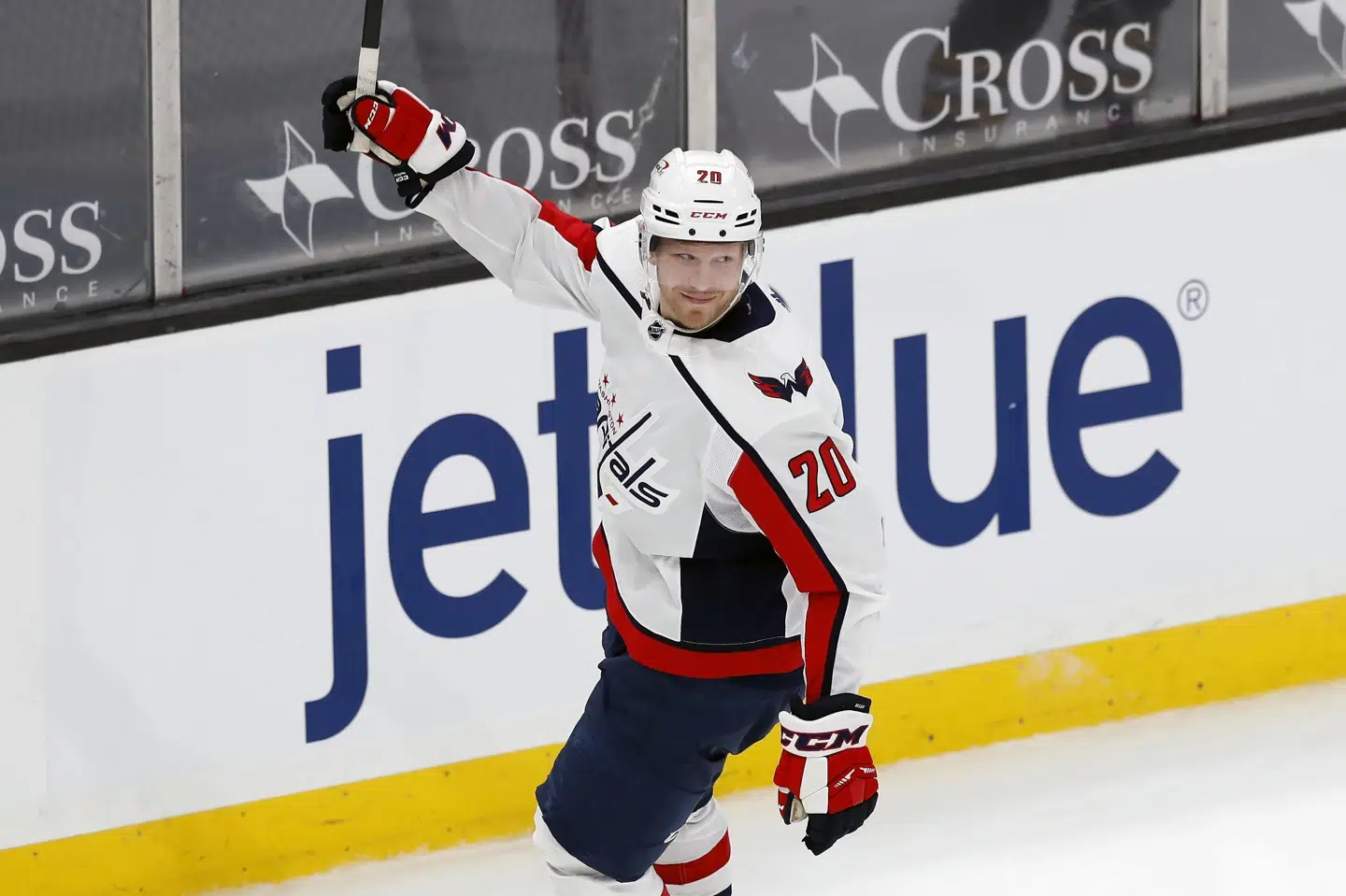 Lars Eller fejrer sin anden scoring for Washington Capitals mod Boston Bruins i NHL. Michael Dwyer/Ritzau Scanpix