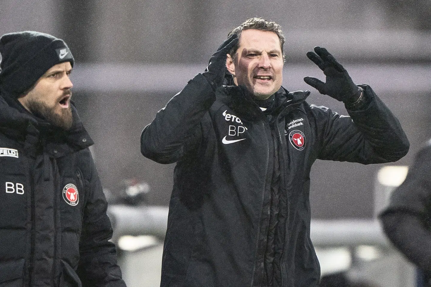 FC Midtjylland-træner Brian Priske (til højre) har fundet momentum på et godt tidspunkt i Superligaen. Henning Bagger/Ritzau Scanpix