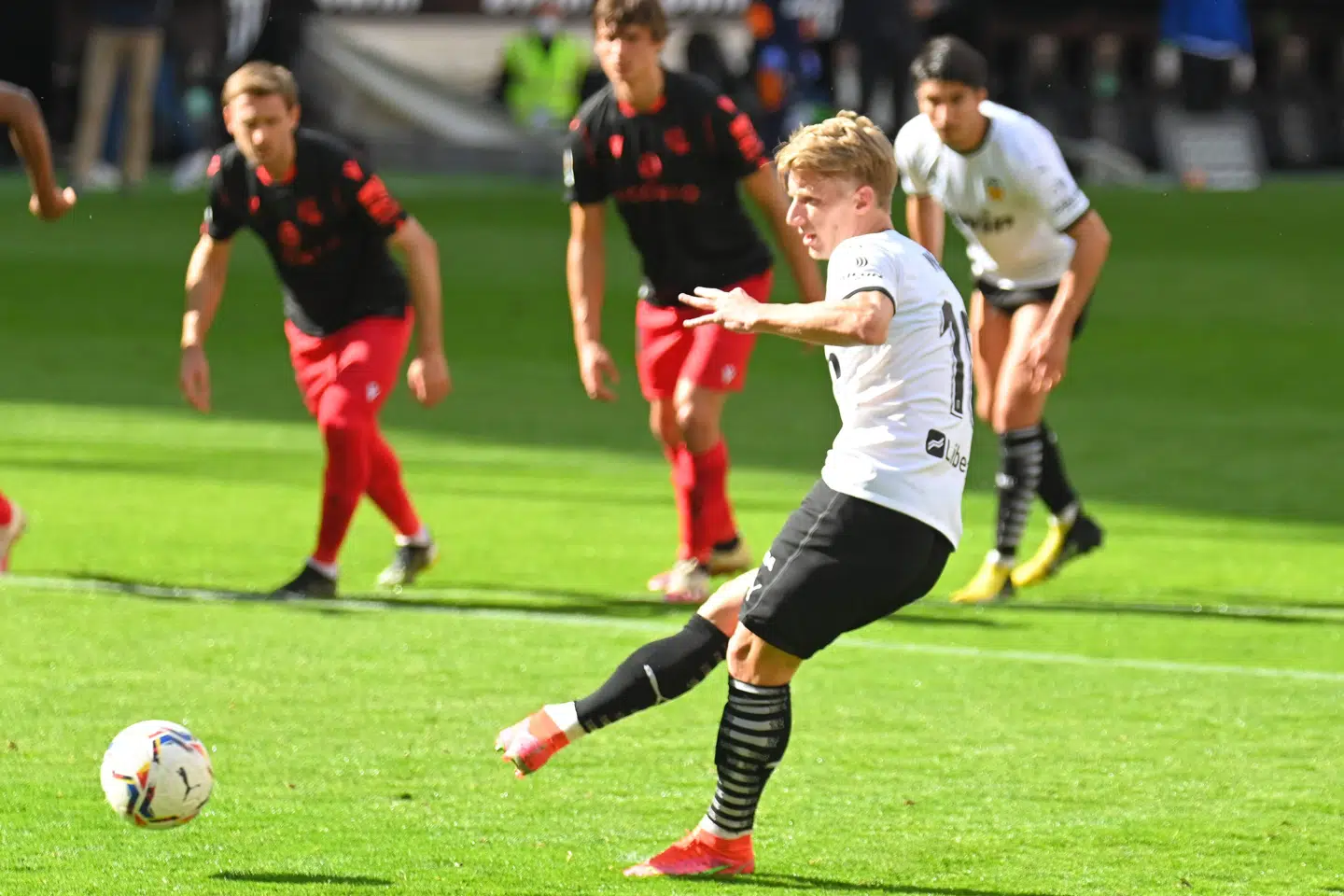 Daniel Wass har nu scoret fire mål for Valencia i sæsonen. Jose Jordan/Ritzau Scanpix