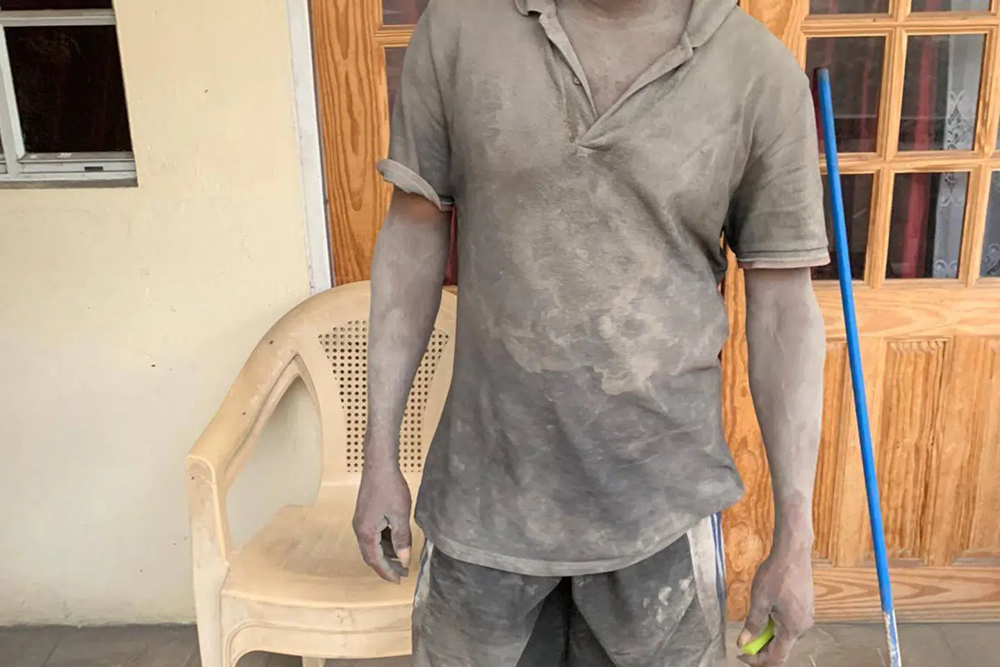 Vulkanudbruddet har sendt tusindvis af lokale på flugt. Der er endnu ingen meldinger om omkomne eller sårede.