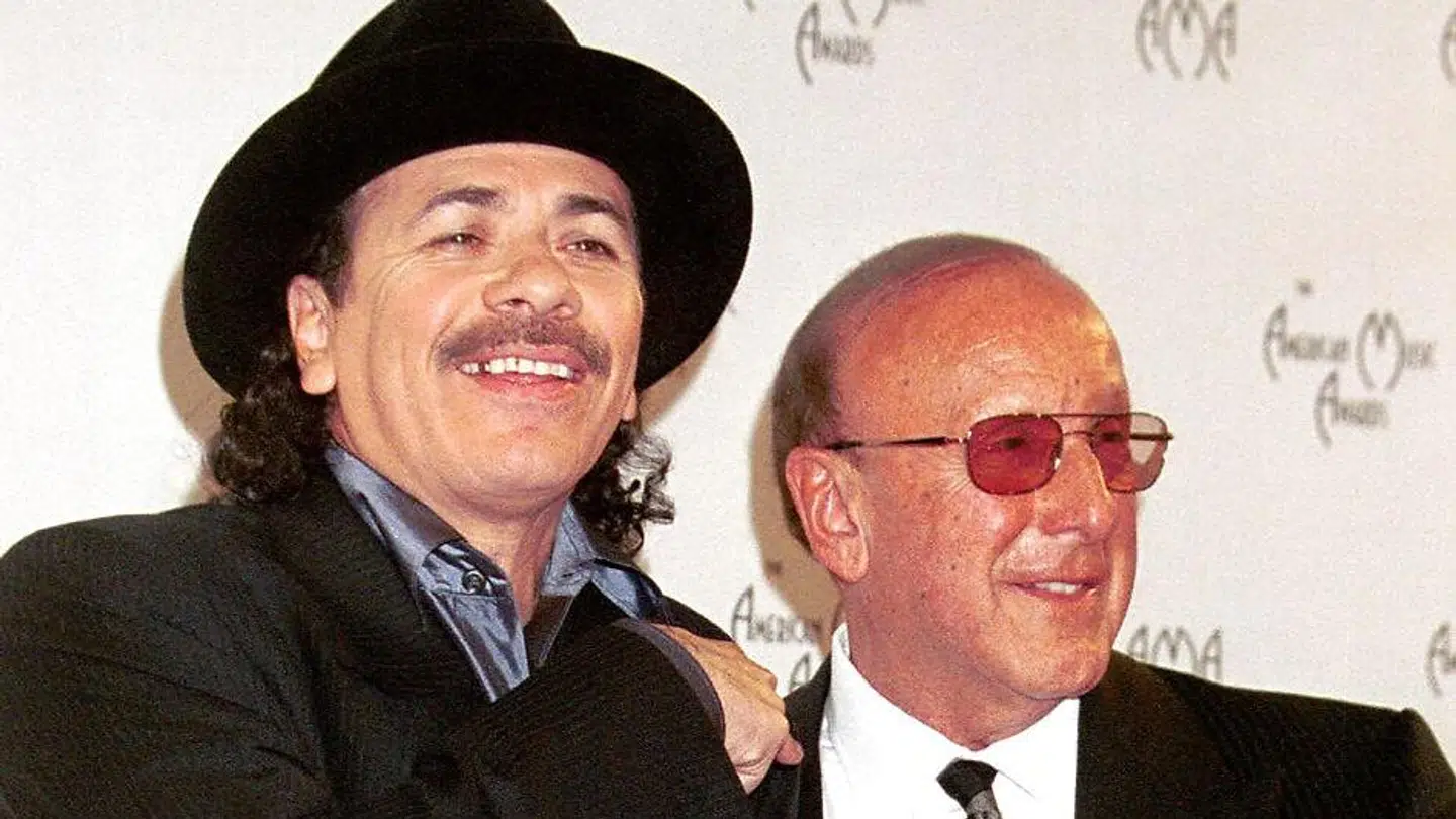 Clive Davis med Carlos Santana i 2000.