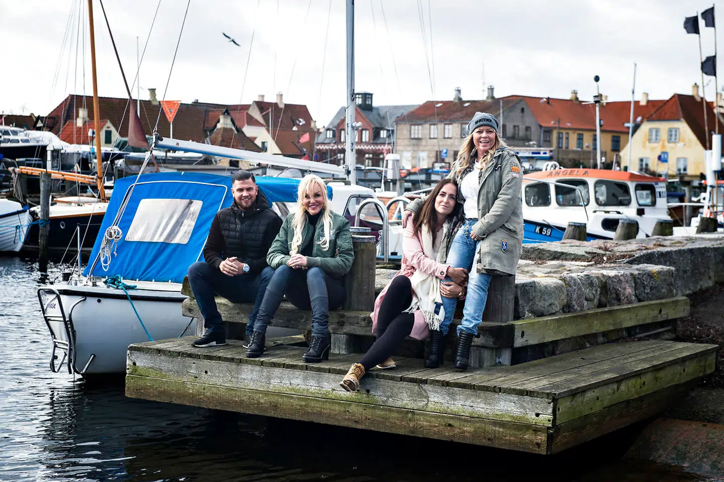 Nu er 19. sæson af 'Familien på Bryggen' klar. Her er familien samlet ved starten af 11. sæson. Foto: Ida Guldbæk Arentsen/Scanpix 2017.