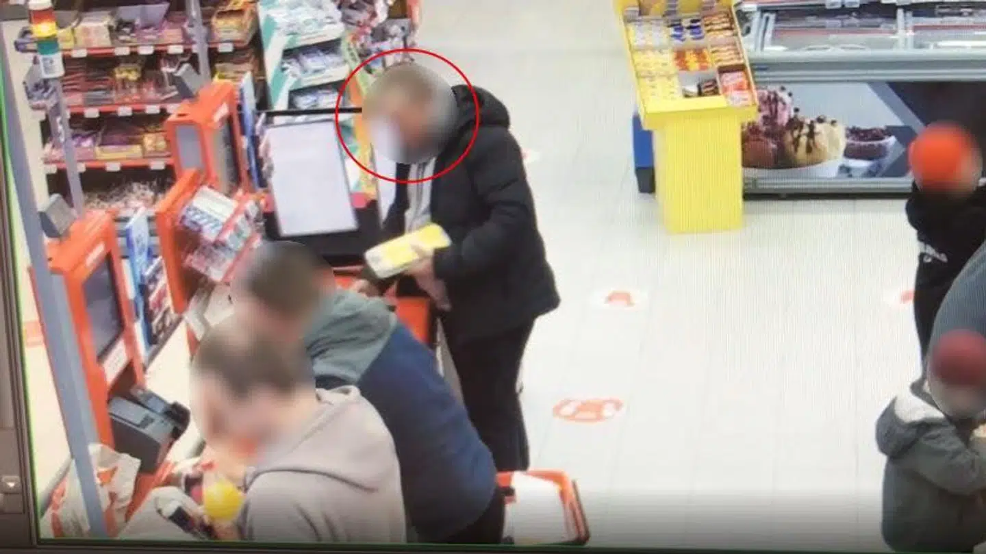 En coronasmittet mand var tilsyneladende ligeglad med andre, og brød sin isolation for at handle ind. Foto: Politiets nettpatrulije - Sør-Vest