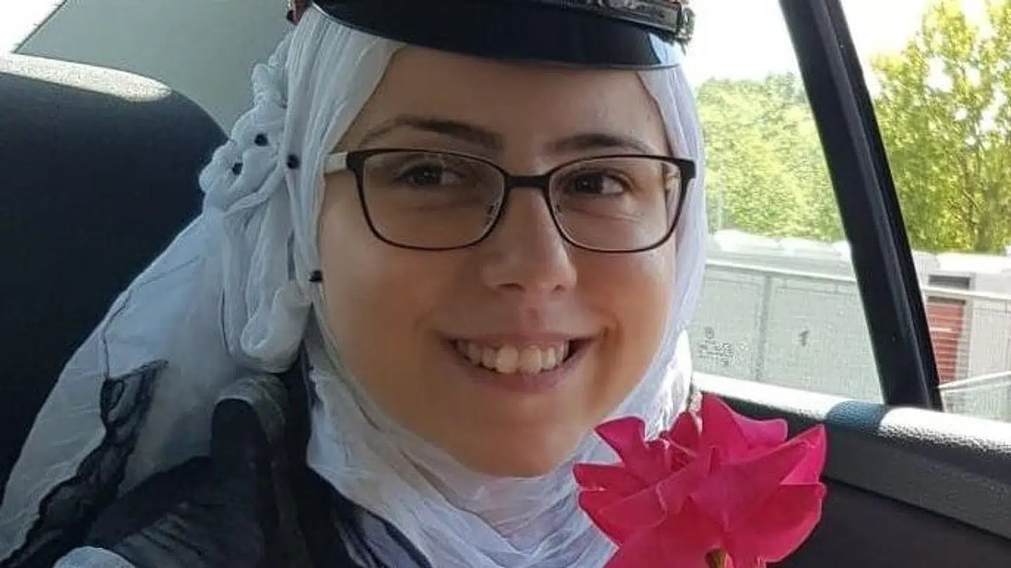 Faeza Ibrahim Satouf flygtede til Danmark i 2015. Siden har hun taget en ungdomssuddanelse, og hun læser nu til sygeplejerske, men har 31. marts fået afslag på sin opholdstilladelse i Danmark.