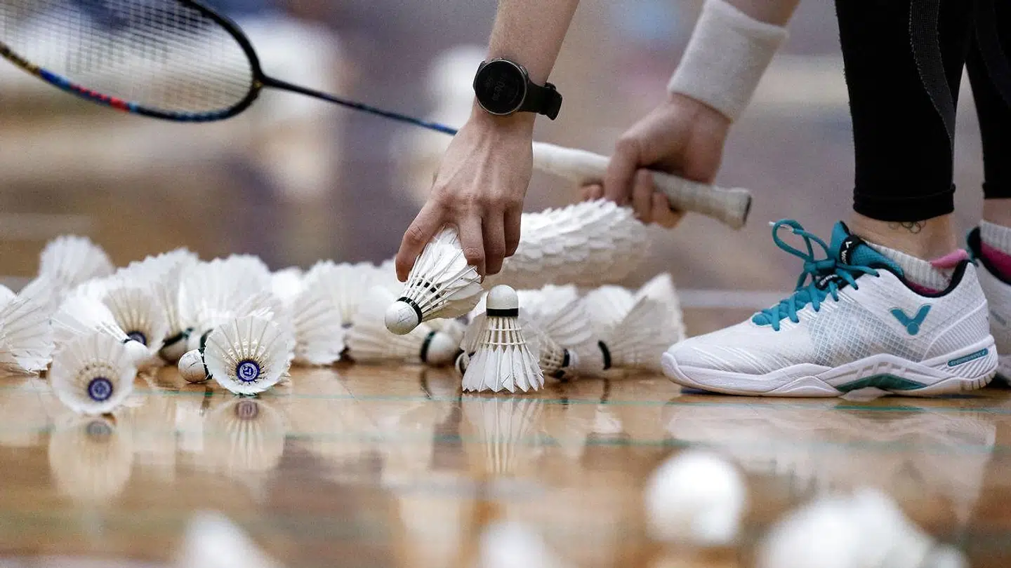 »Der er mega stor frustration ude i klubberne over, at vi ikke kan få lov at samle 10 badmintonspillere i en hal, hvor der er oceaner af plads og mulighed for at holde afstand,« siger Bo Jensen, direktør i Badminton Danmark.