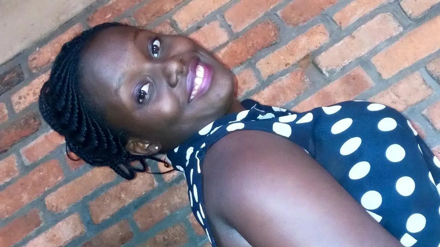 Zena er 29 år og bor i Rwanda i det centrale Afrika.