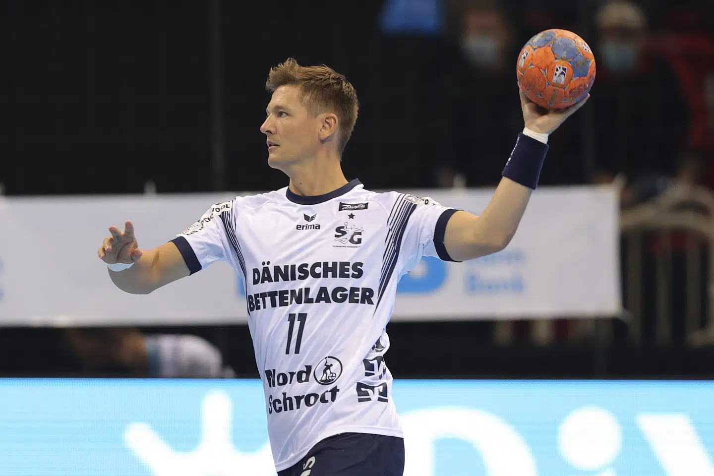 Lasse Svan og Flensburg-Handewitt kan møde Aalborg i næste runde af Champions League. Firo Sportphoto/Ralf Ibing/Ritzau Scanpix