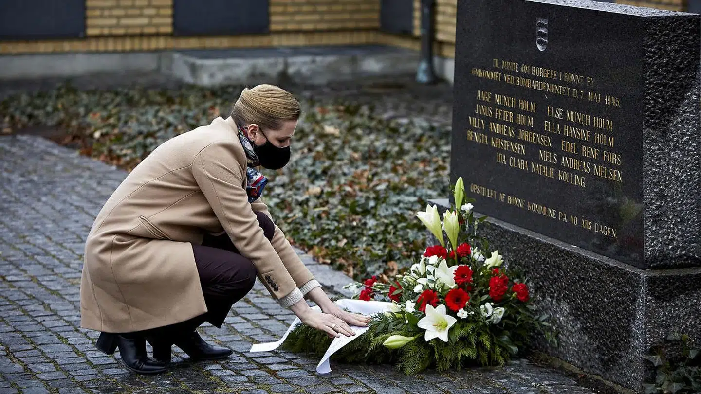 Statsminister Mette Frederiksen besøger Bornholm i anledning af 75-året for Bornholms befrielse mandag den 5. april 2021. 5. april 1946 ophørte den sovjetiske besættelse af Bornholm, og øen er dermed endelig dansk igen. Ved afslutningen af Anden Verdenskrig blev Danmark befriet af britiske tropper, mens Bornholm blev befriet af Sovjetunionen, som indledte deres egen besættelse af øen gennem 11 måneder.. (Foto: Pelle Rink/Ritzau Scanpix)