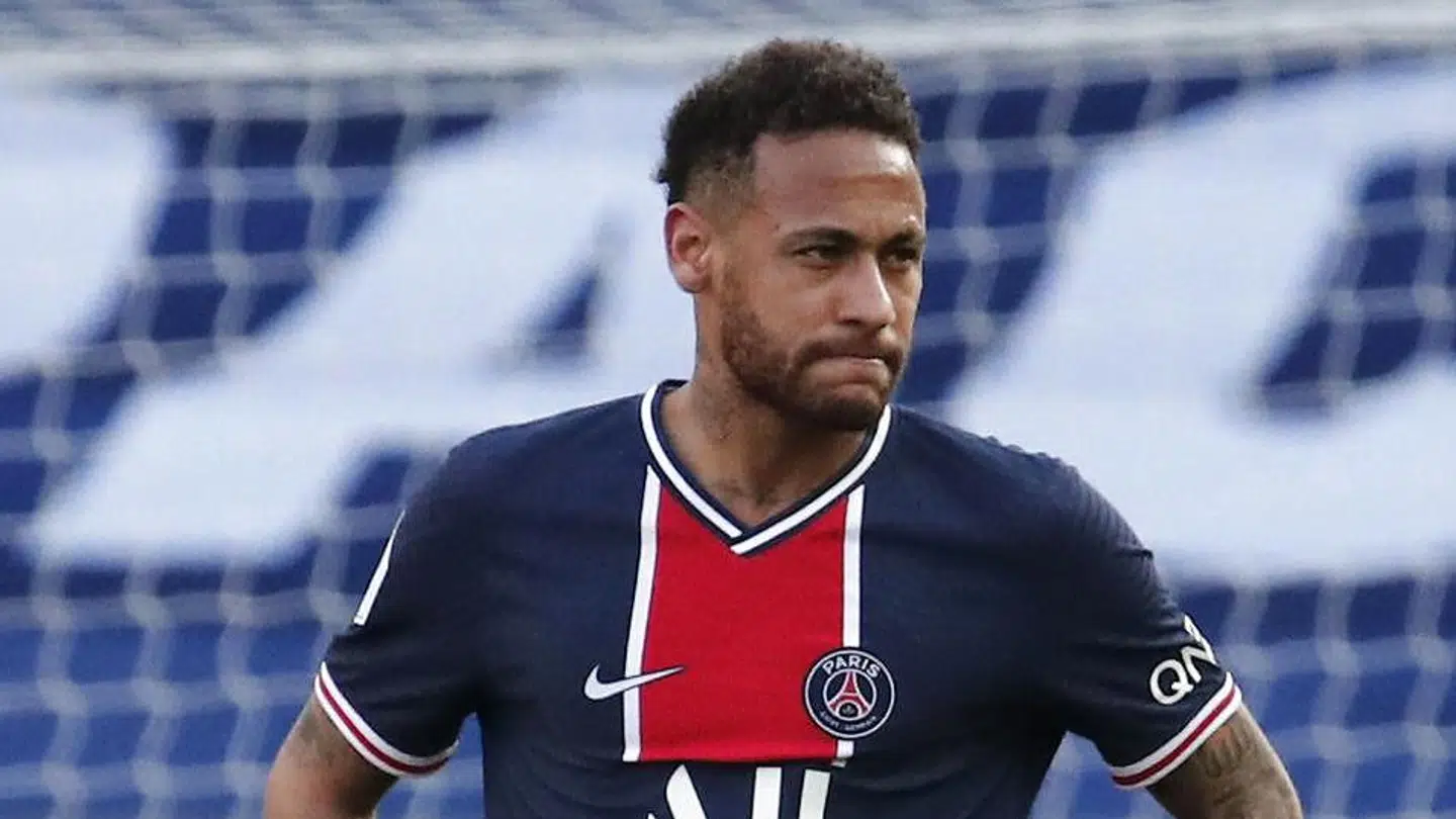 Neymar fik rødt kort i kampen mod Lille.