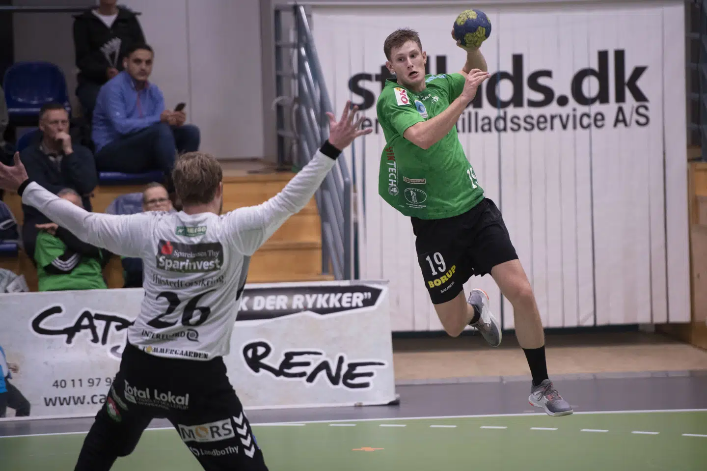 TMS Ringsteds håndboldherrer skal vinde i sidste spillerunde søndag, hvis klubben skal have en chance for at overleve i ligaen. Samtidig skal sjællænderne håbe på et nederlag til Lemvig-Thyborøn, der i inden runden er et point foran i tabellen. (Arkivfoto) Thomas Sjørup/Ritzau Scanpix