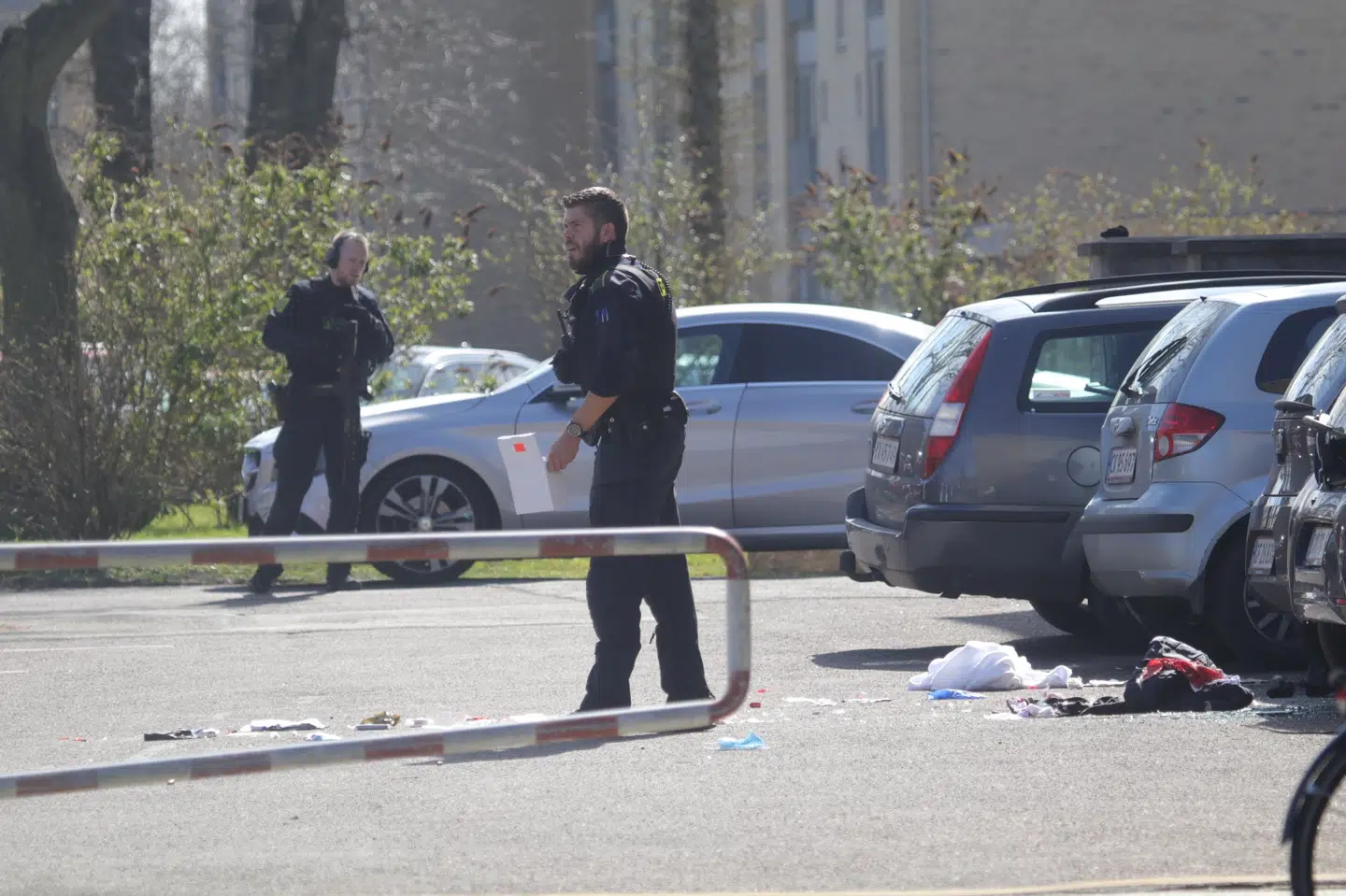 Københavns Politi på Åfløjen i Husum onsdag den 8. april 2020. En 22-årig mand blev dræbt i sin bil, blandt andet med skud fra en Uzi-maskinpistol. Presse-Foto.dk/Ritzau Scanpix
