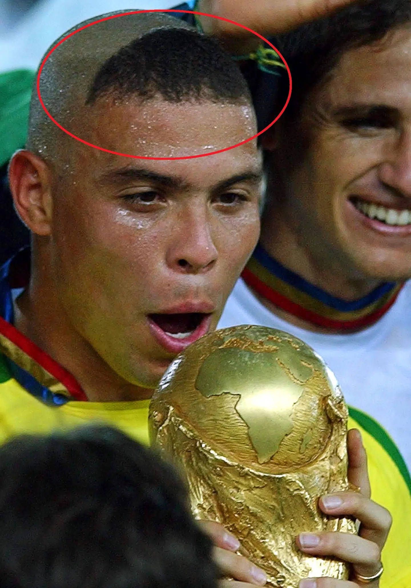 Ronaldo siger nu undskyld til alle de mødre, hvis børn klippede sig som ham.