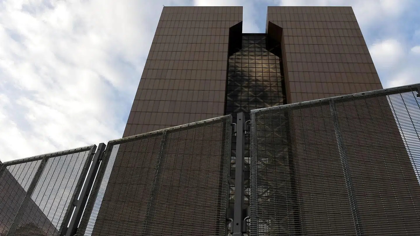 Det er her i The Hennepin County Government Center, at retssagen finder sted. Foto: Scanpix