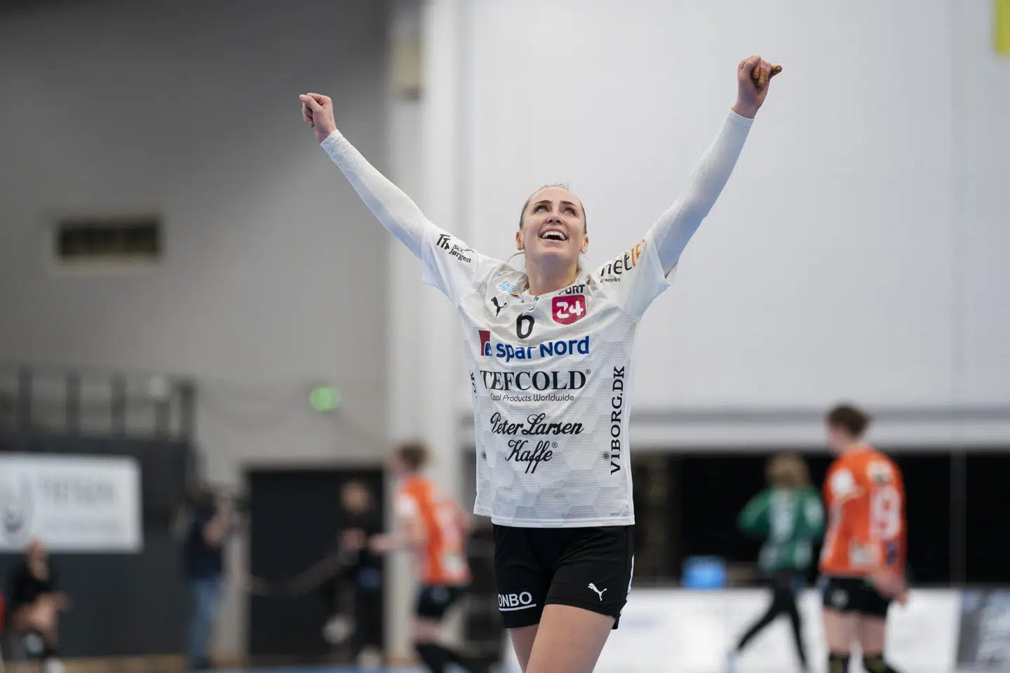 Moa Högdahl og Viborg HK lagde sig tirsdag i spidsen for gruppe 2 i slutspillet i kvindernes håndboldliga. Claus Fisker/Ritzau Scanpix