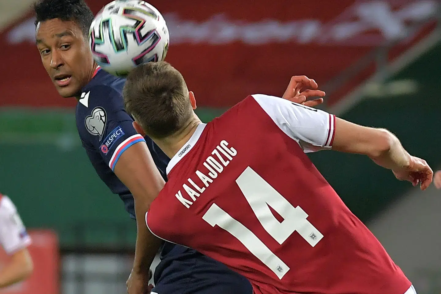 Sasa Kalajdzic er brandvarm i øjeblikket, uanset om han repræsenterer Stuttgart eller Østrig. Jakub Sukup/Ritzau Scanpix