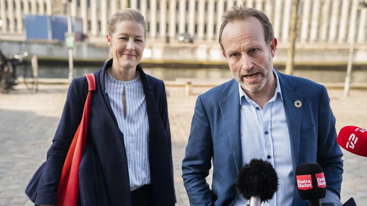 Martin Lidegaard og Sofie Carsten Nielsen er henholdsvis næstformand og formand for Radikale Venstre. Partiet er med på den nye aftale med regeringens om de danske børn i Syrien. Men Martin Lidegaard slår fast, at intet er i mål, før børnene er hjemme.